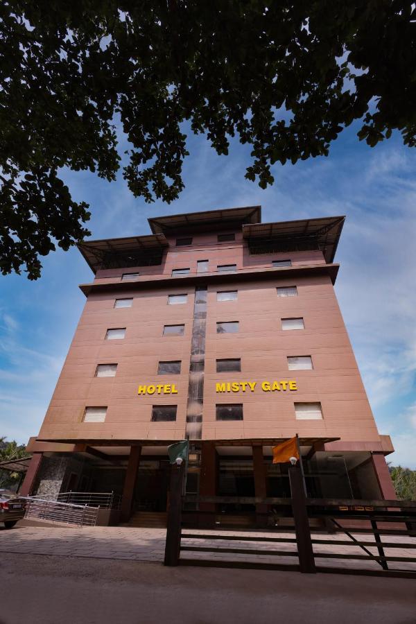 Hotel Misty Gate Vythiri Exterior foto